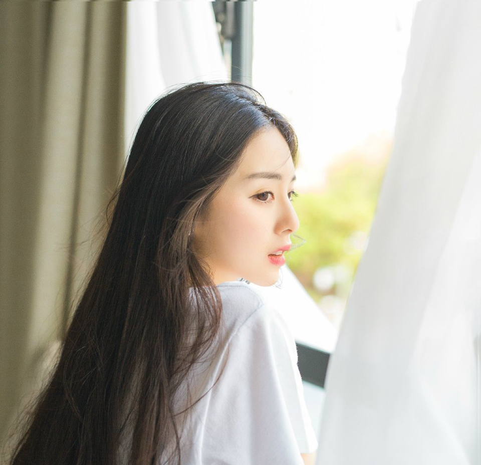 我今生最大的奢望就是：天天和你在同个盆里洗脚。平淡相守到老——老到我们哪也去不了。